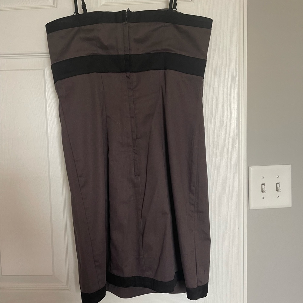 Cute H&M dress in dark gray! Size 8